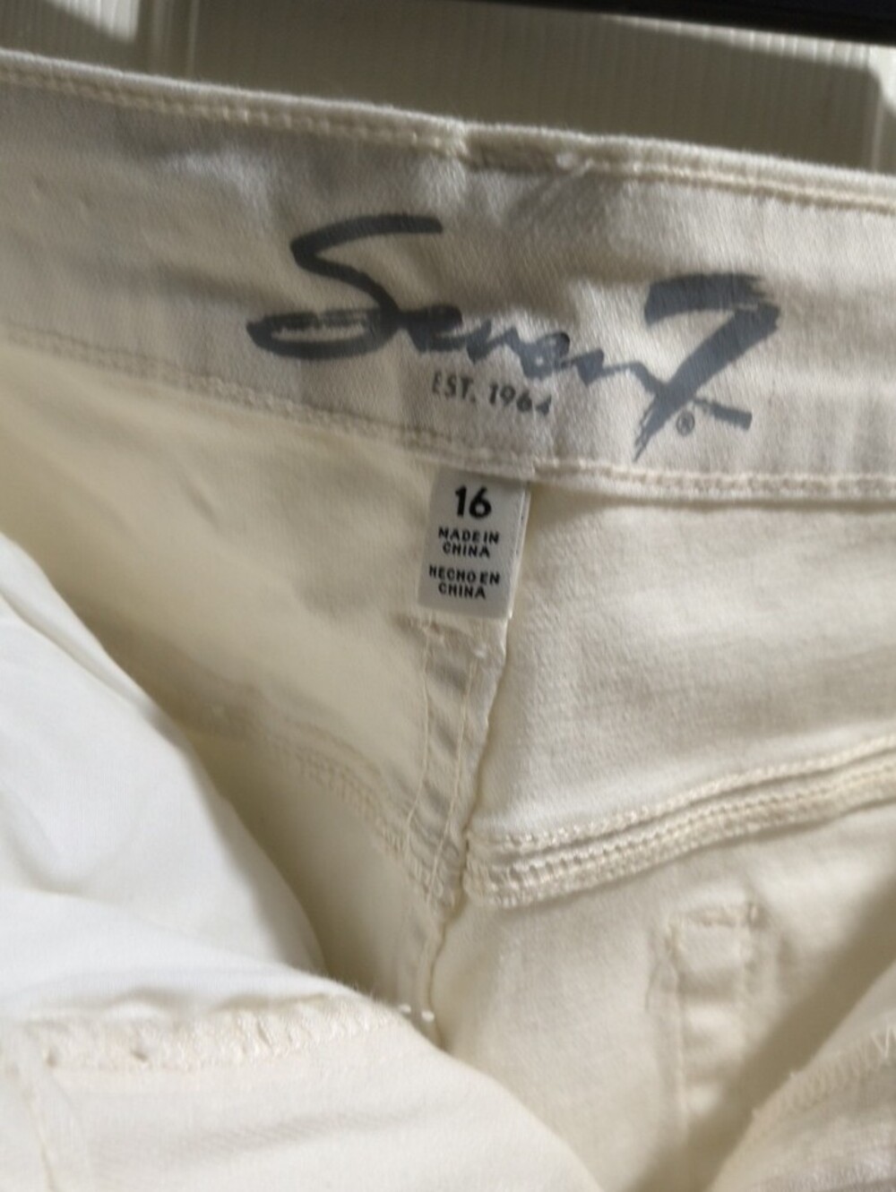 Seven7 Women's Cream Denim Cutoff Shorts - Picture 4 of 4